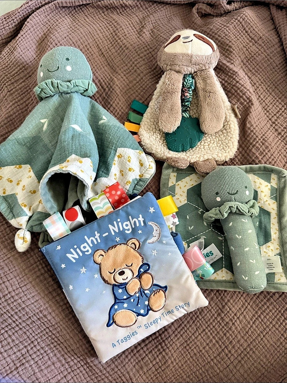 baby soft toys, loveys, rattle, etc. bundle (cloud island, itzy ritzy, taggies)